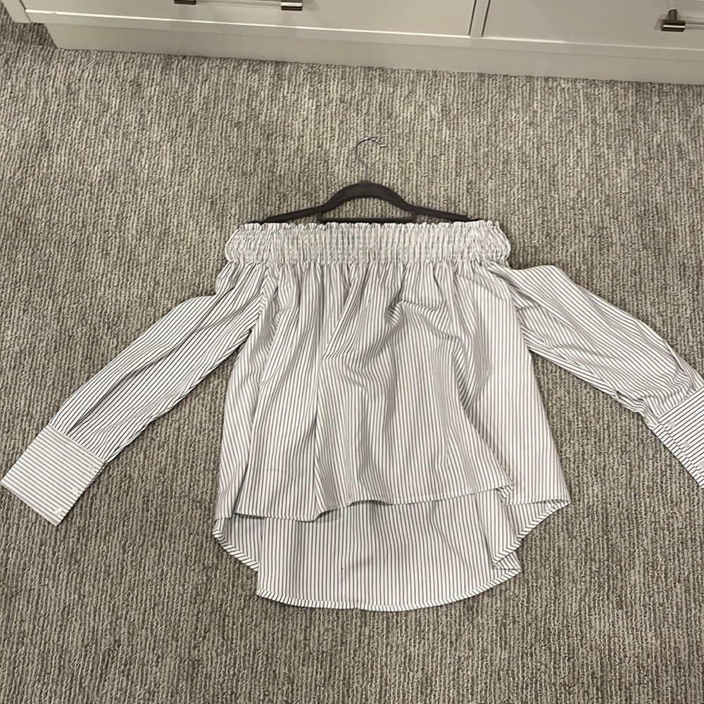 off the shoulder aqua top size XS